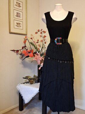 New Unique Design High Quality Vintage Style Black Tiered Lined Midi Skirt 12